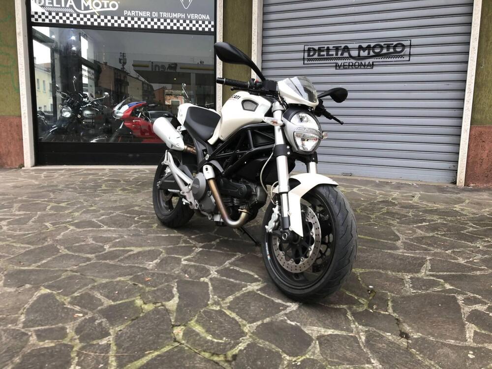 Ducati Monster 696 Plus (2007 - 14) (3)