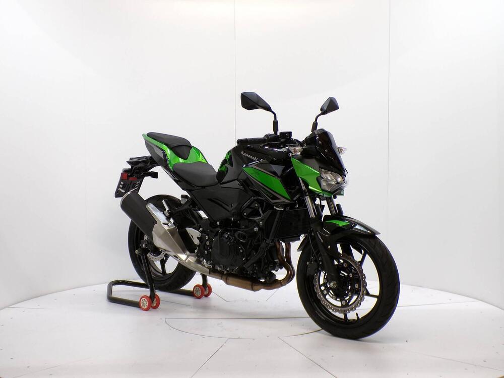 Kawasaki Z 400 (2023) (2)