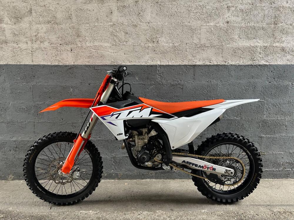 KTM 250 SX-F (2023) (2)