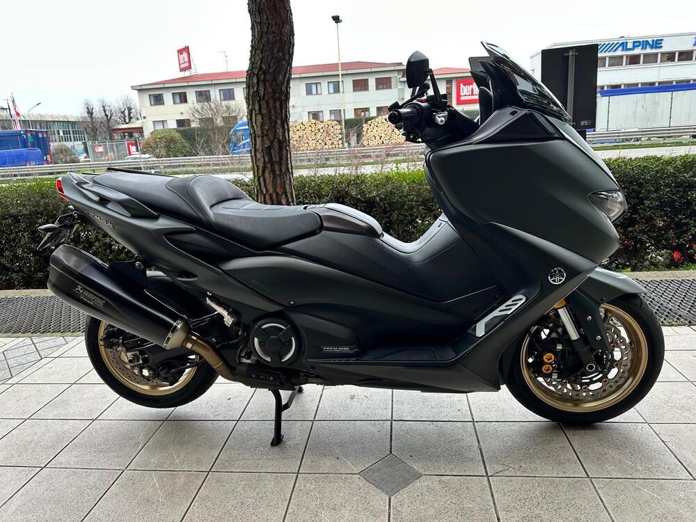 Yamaha T-Max 560 Tech Max (2020) (2)