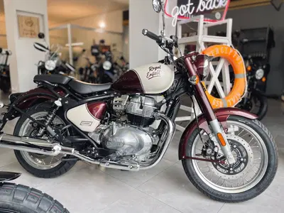 Royal Enfield Classic 650 (2025 - 26) nuova