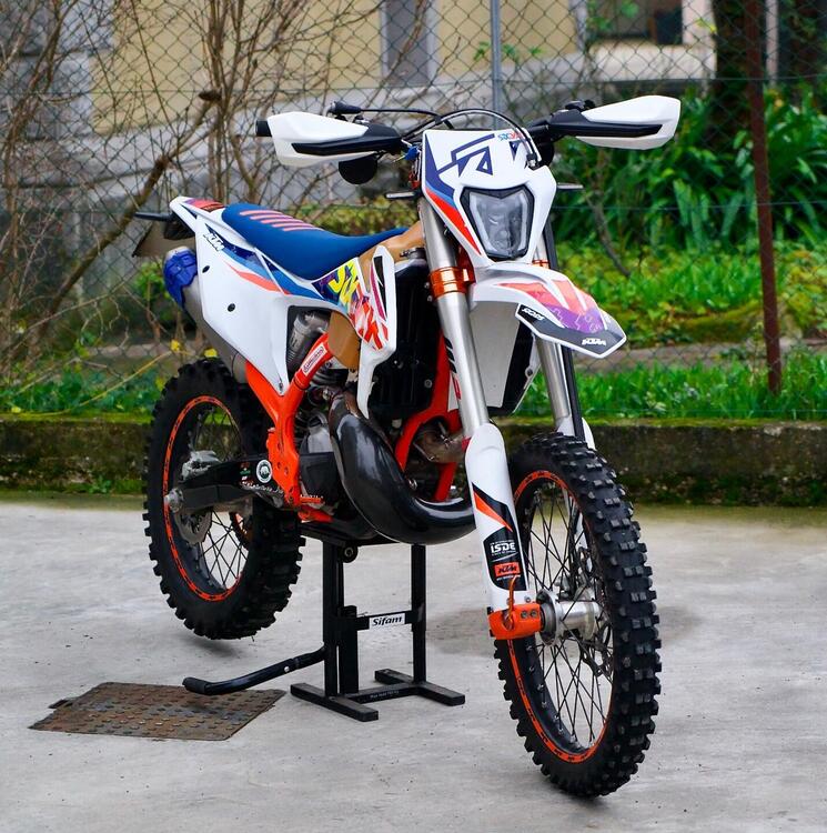 KTM 300 EXC TPI Six Days (2022)