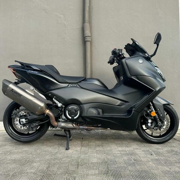 Yamaha T-Max 560 (2022 - 24)