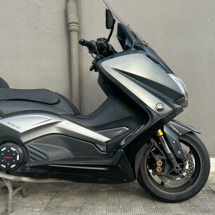 Yamaha T-Max 530 Iron Max ABS (2014 - 17) (3)