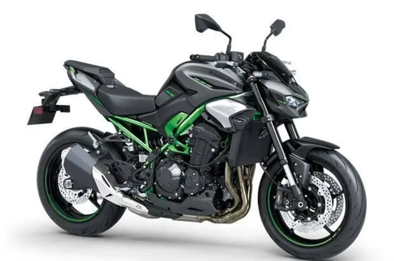 Kawasaki Z 900 (2025 - 26) (2)