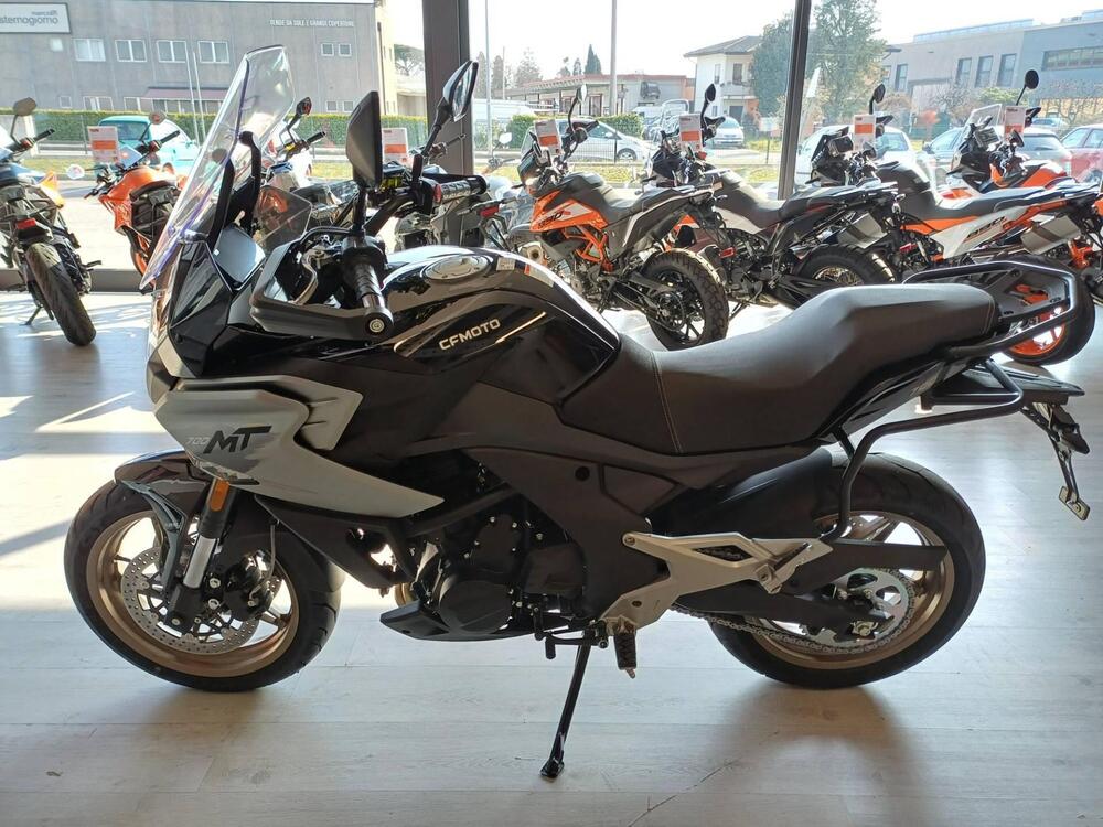 CFMOTO 700MT (2024 - 25) (2)