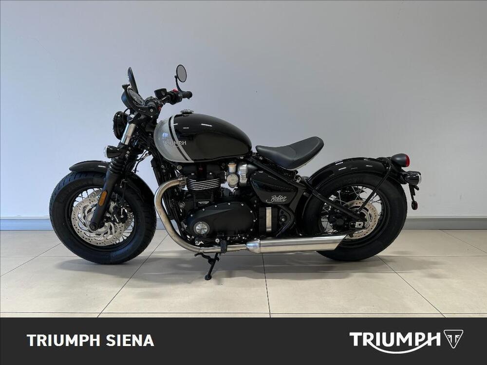 Triumph Bonneville Bobber 1200 (2021 - 25) (3)