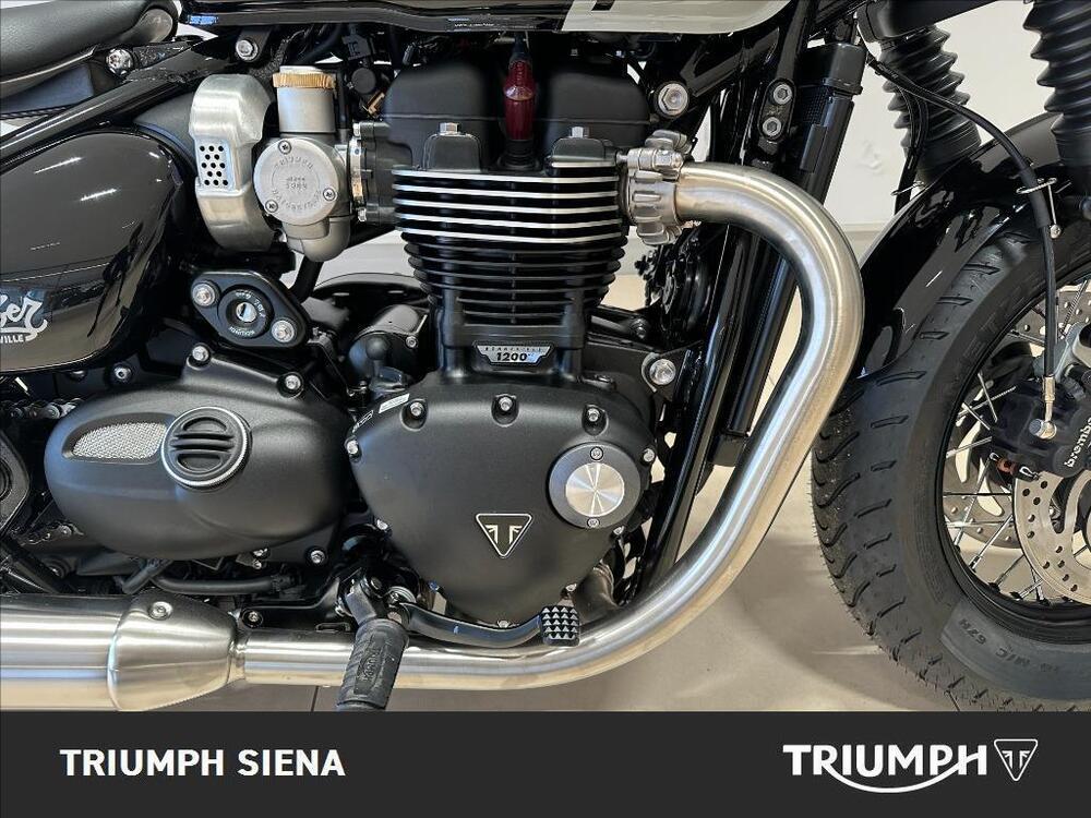 Triumph Bonneville Bobber 1200 (2021 - 25) (5)