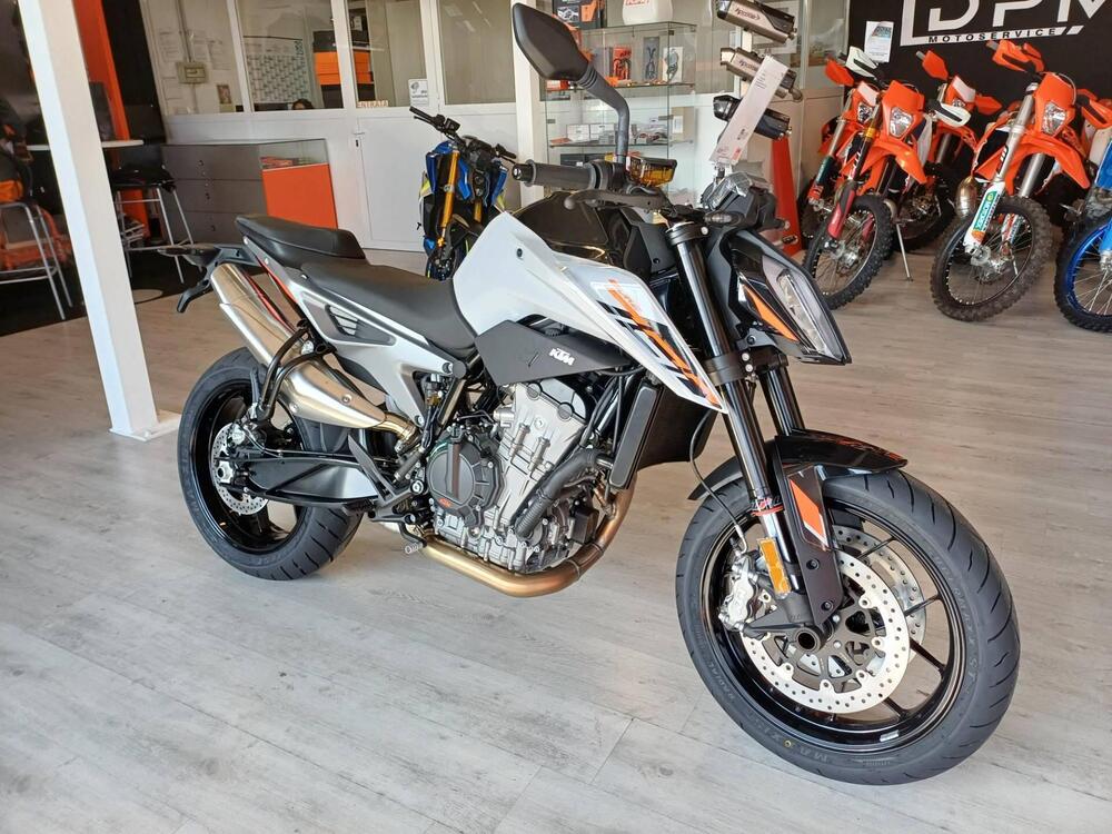 KTM 790 Duke L (2023 - 24) (5)