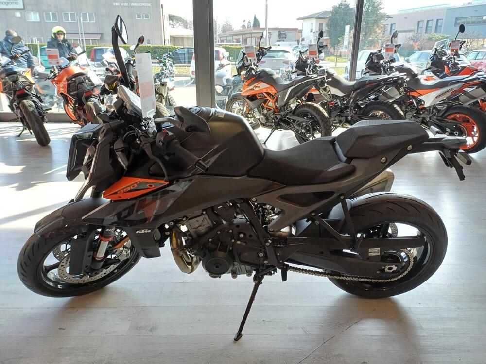 KTM 990 Duke (2024 - 25) (2)