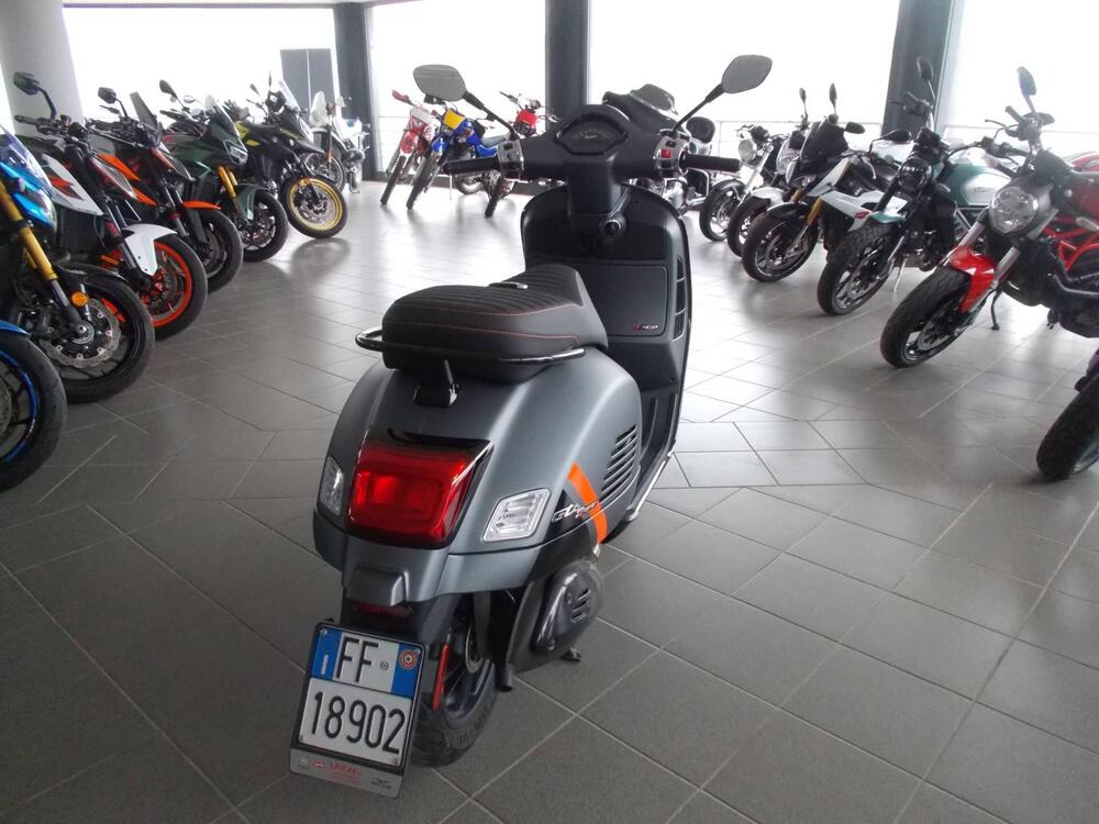 Vespa GTS 300 Super Sport (2023 - 24) (4)