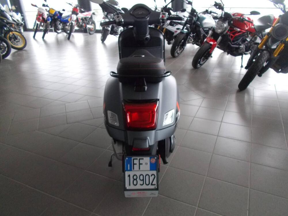 Vespa GTS 300 Super Sport (2023 - 24) (5)