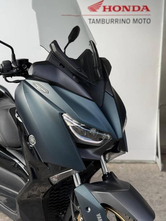 Yamaha X-Max 300 Tech Max (2021 - 24) (2)