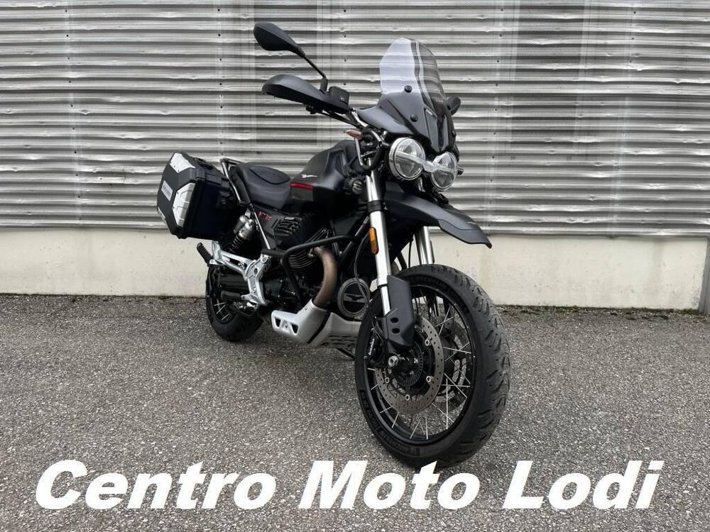 Moto Guzzi V85 TT Travel (2021 - 23) (2)