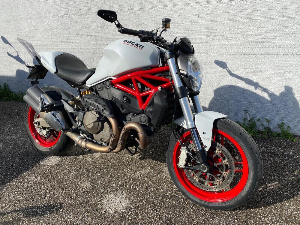 Ducati Monster 821 ABS (2014 - 17) (2)