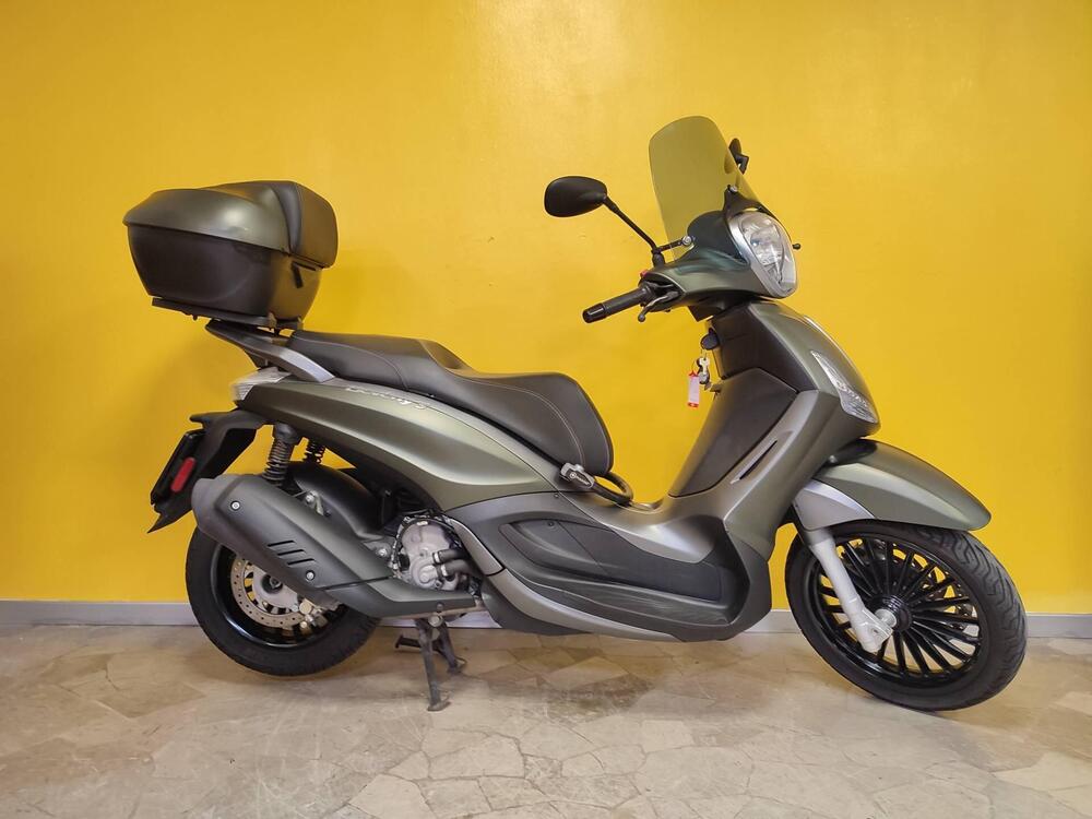 Piaggio Beverly 300 S i.e. ABS-ASR (2016 - 20) (3)