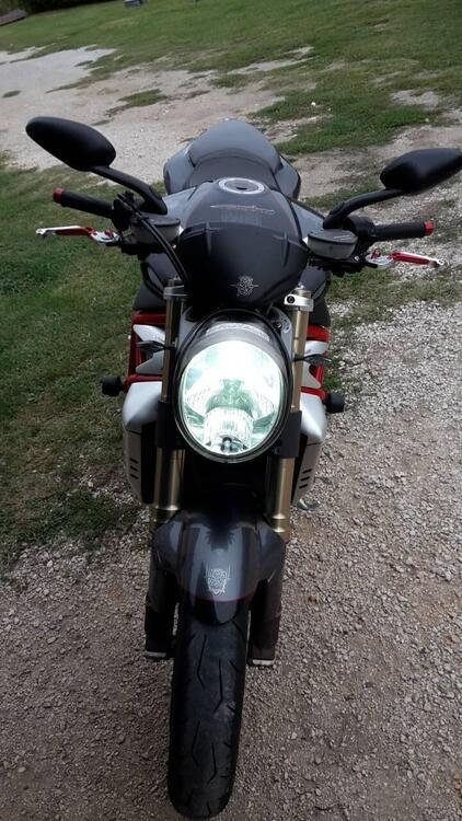 MV Agusta Brutale 910 S (2005 - 11) (2)