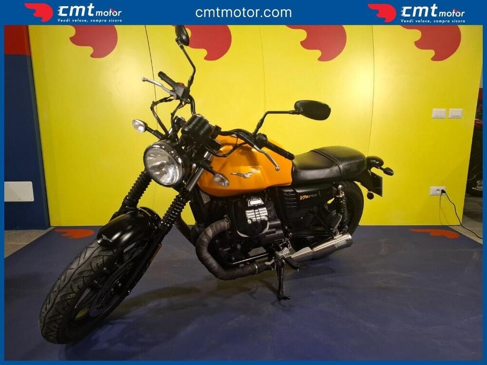 Moto Guzzi V7 III Stone (2017 - 20) (3)