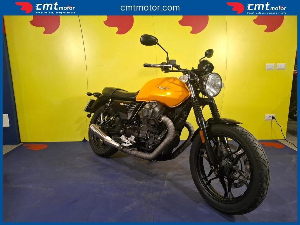 Moto Guzzi V7 III Stone (2017 - 20) (4)