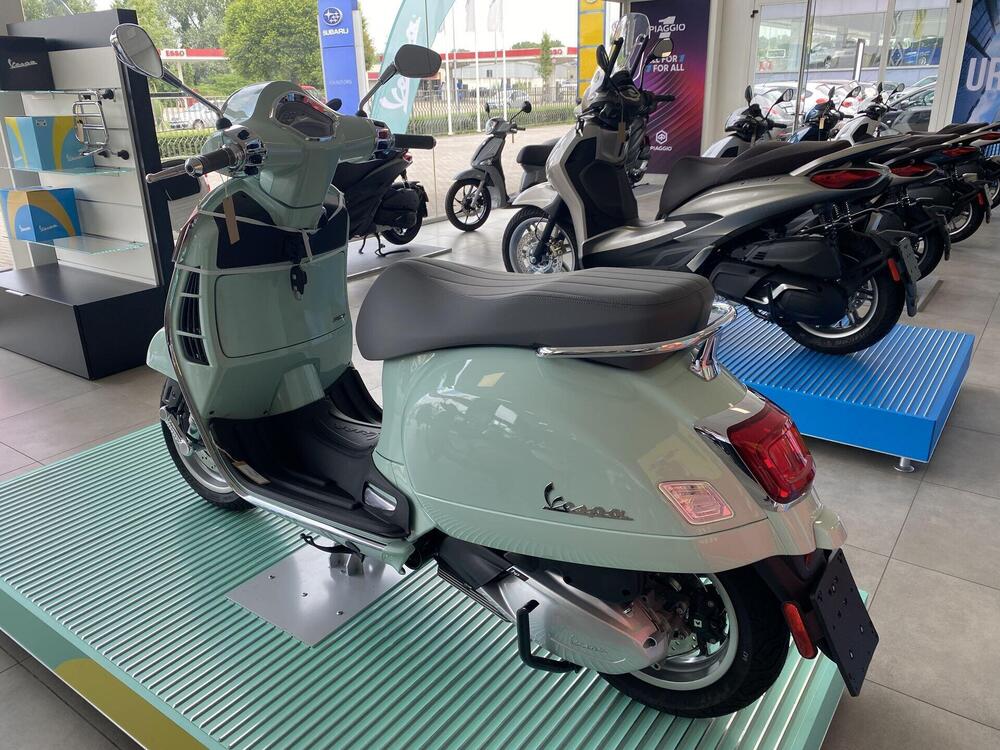 Vespa GTS 300 Hpe (2021 - 22) (3)