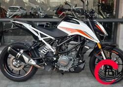 KTM 390 Duke (2021 - 23) usata