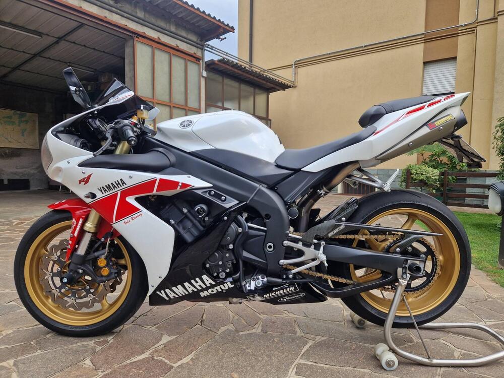 Yamaha YZF R1 (2004 - 05) (5)