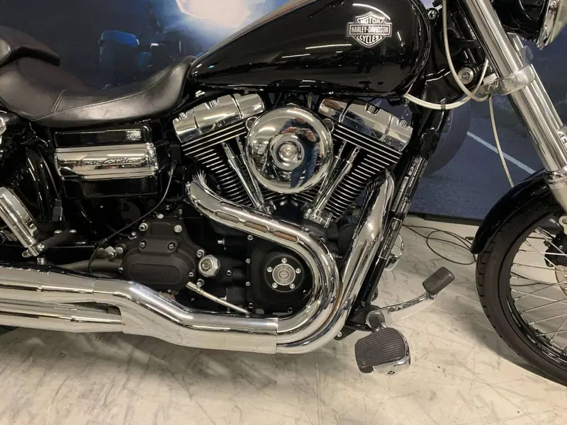 Harley-Davidson 1584 Wide Glide (2007 - 11) - FXDWG (2)