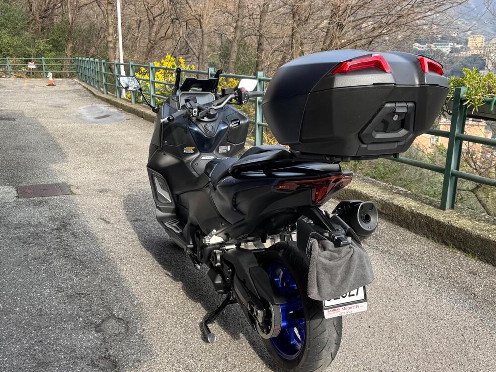 Yamaha T-Max 560 (2022 - 24) (2)