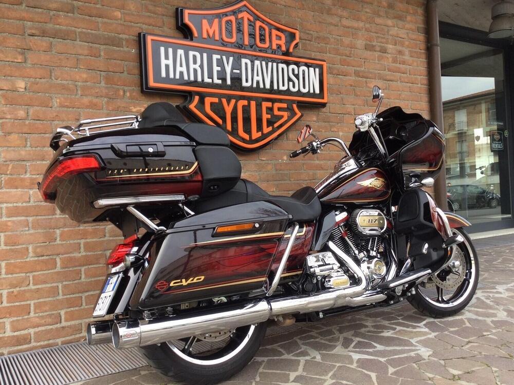 Harley-Davidson CVO Road Glide Limited Anniversary (2023) (2)