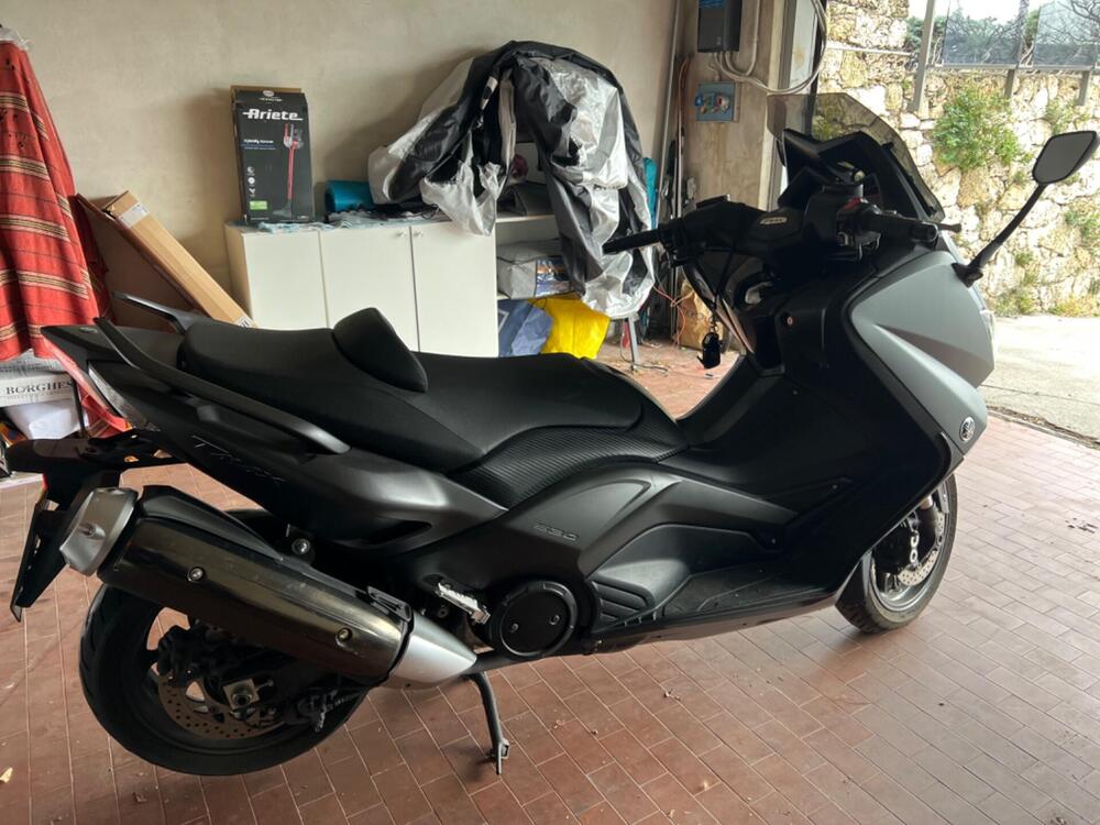 Yamaha T-Max 530 (2015 - 16) (2)