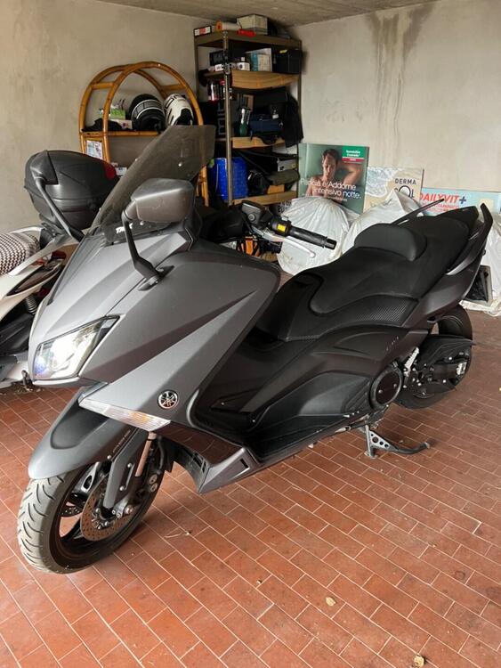 Yamaha T-Max 530 (2015 - 16) (4)