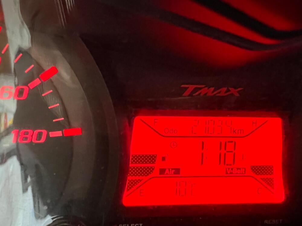 Yamaha T-Max 530 (2015 - 16) (5)