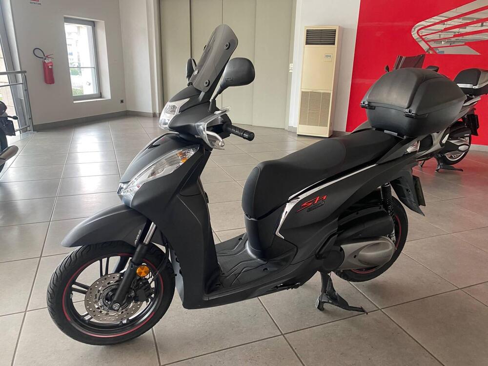 Honda SH 300 i Sport ABS (2018 - 20) (2)