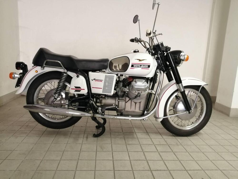 Moto Guzzi V7