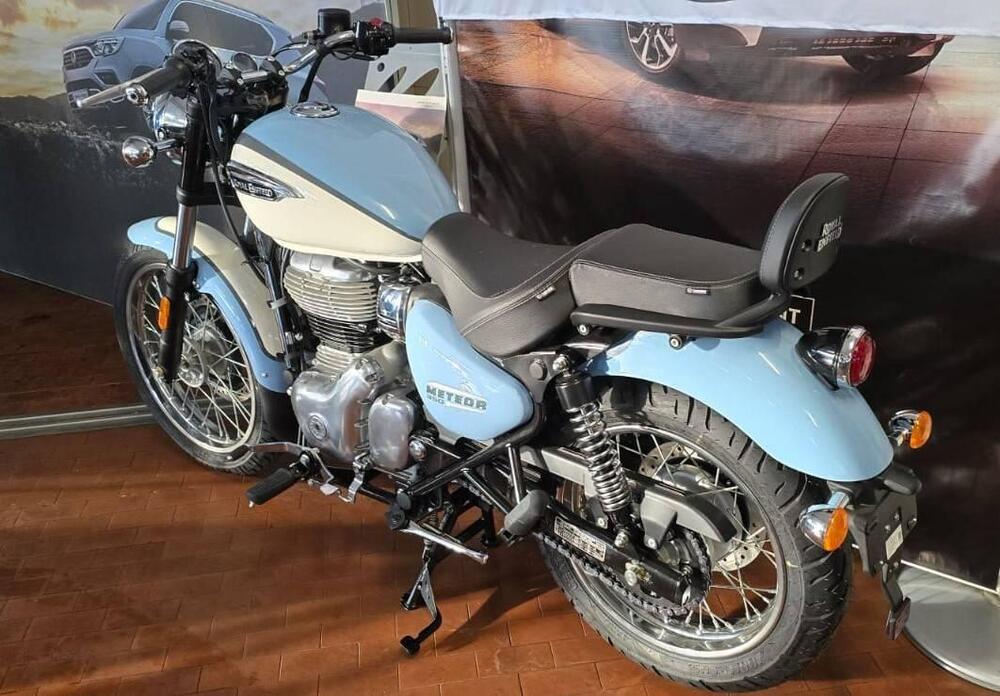 Royal Enfield Meteor 350 Aurora (2024 - 25) (5)