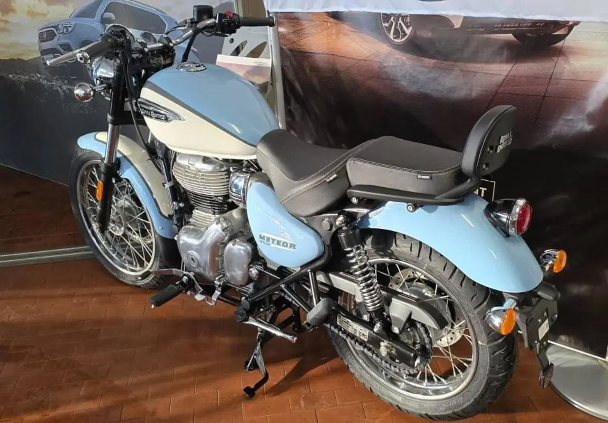 Royal Enfield Meteor 350 Aurora (2024 - 26) (5)