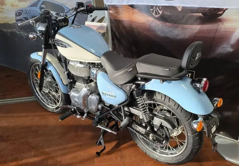 Royal Enfield Meteor 350 Aurora (2024 - 26) (5)