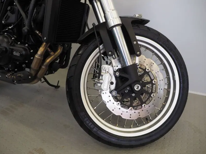 Benelli Leoncino 500 Trail (2021 - 26) (5)