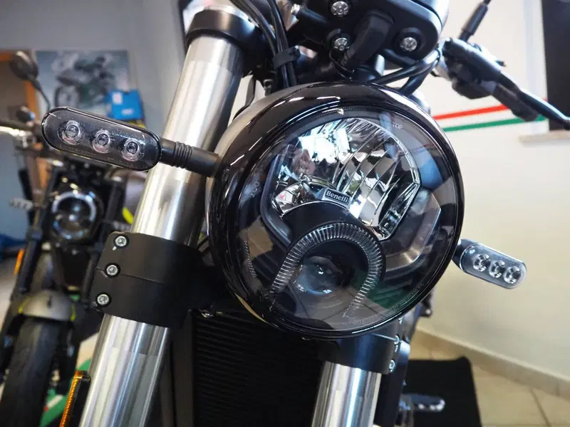 Benelli Leoncino 500 Trail (2021 - 26) (15)