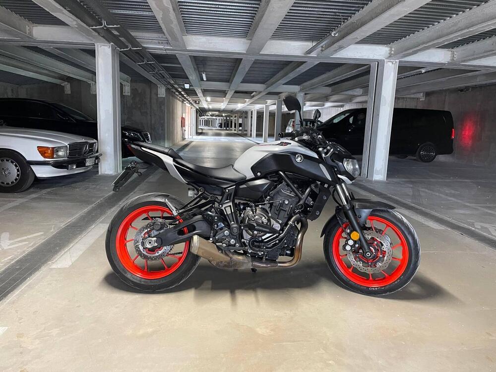 Yamaha MT-07 (2018 - 20) (3)