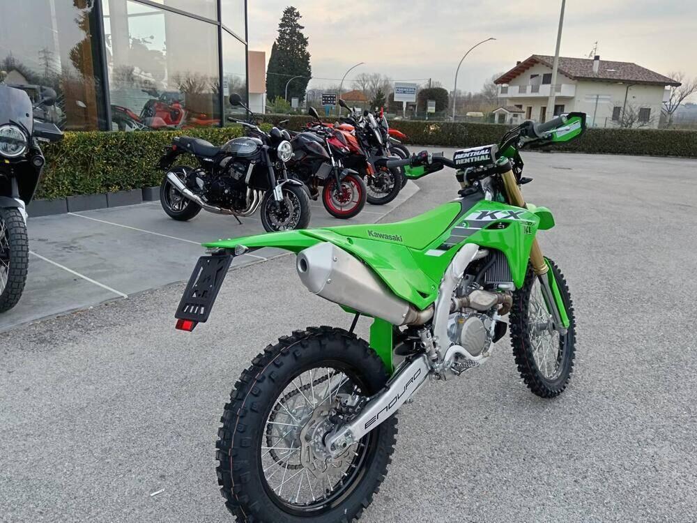 Kawasaki KX 250 X (2025) (2)