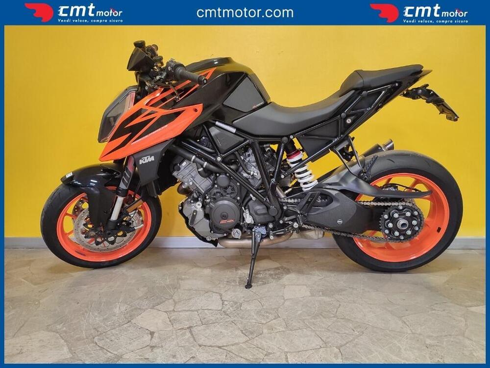 KTM 1290 Super Duke R (2019) (3)