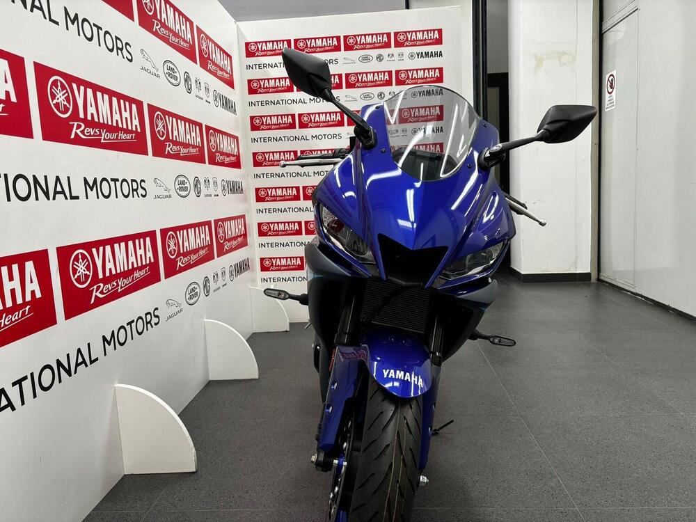 Yamaha YZF R3 (2021 - 24) (2)