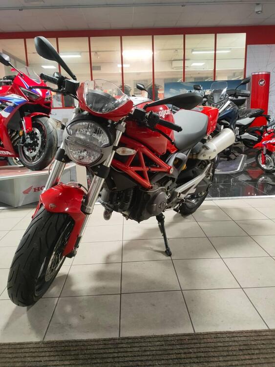 Ducati Monster 696 (2008 - 13) (3)