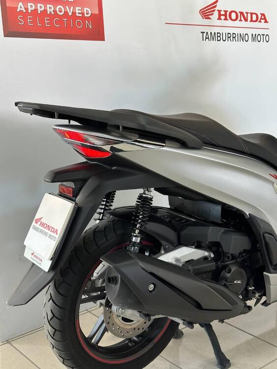 Honda SH 350i Sport (2025) (5)