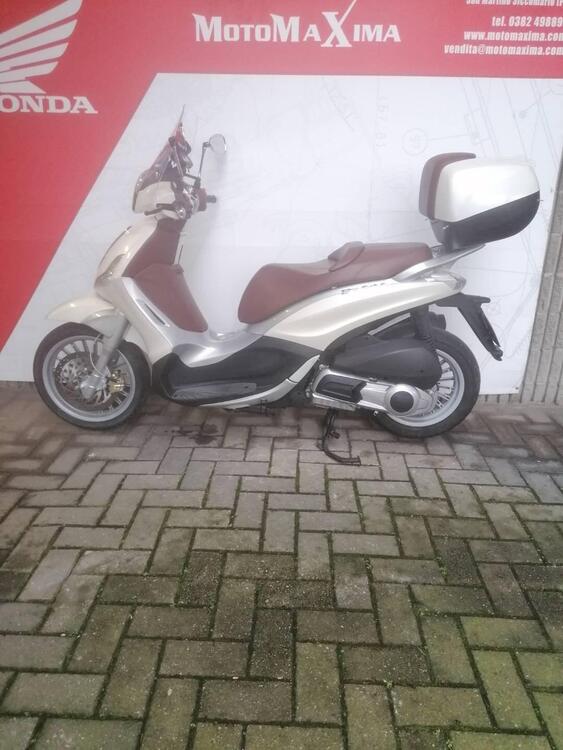 Piaggio Beverly 300 i.e. (2010 - 16) (3)