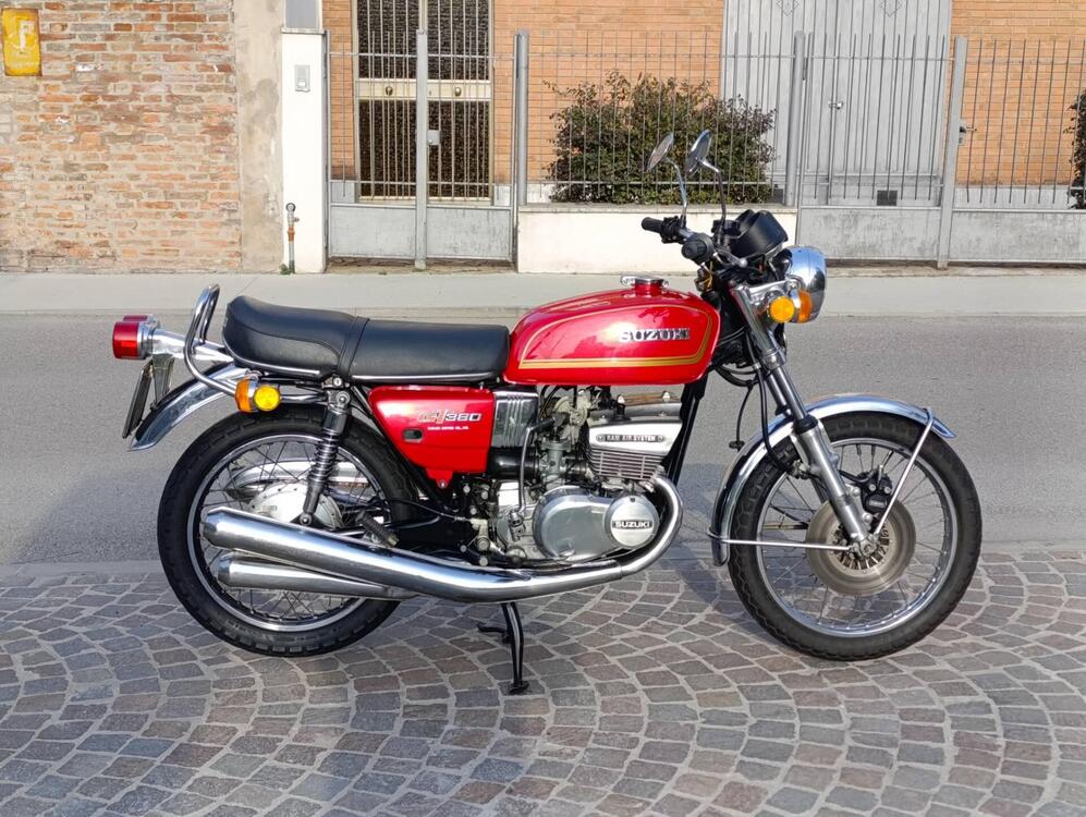 Suzuki GT 380 (3)