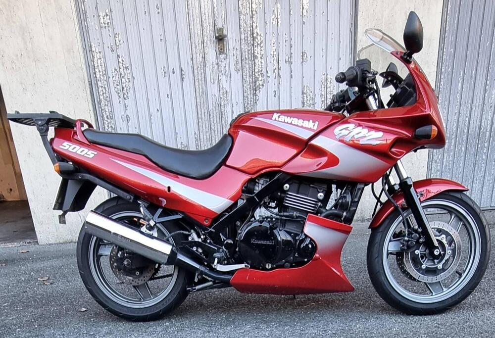 Kawasaki GPZ 500S  (2)