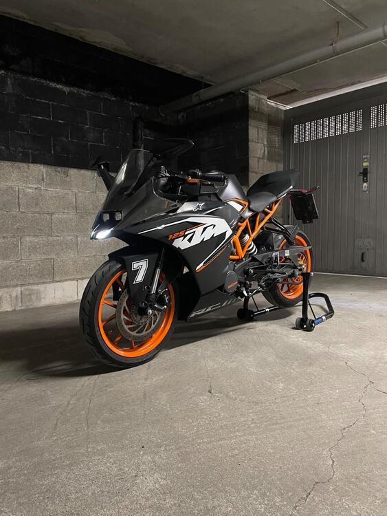 KTM RC 125 ABS (2015 - 16) (2)