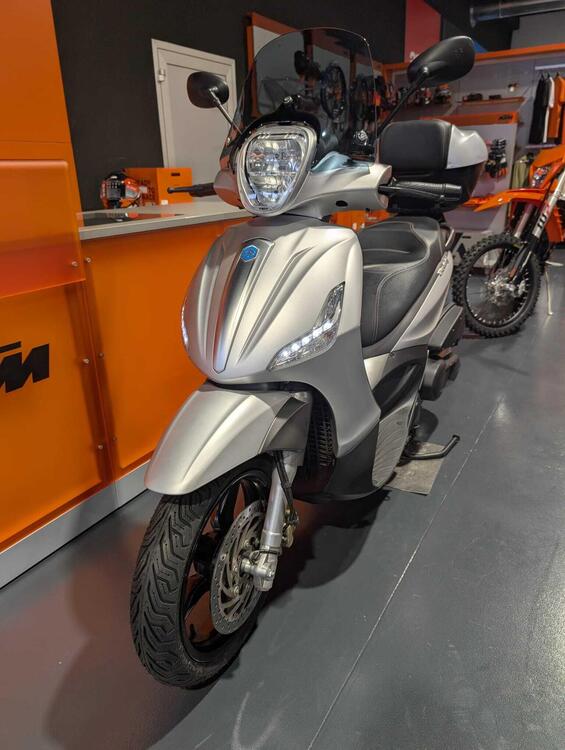 Piaggio Beverly 350 S ABS (2019 - 20) (3)